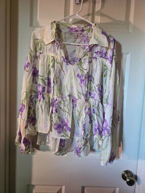 Carolyn Taylor Purple Floral Tiered Blouse — L